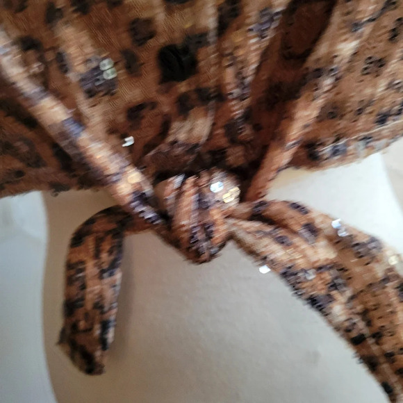 Leopard Print Collared Crop Top / Waist Tie / Sequined / Fits Small - Picture 4 of 6
